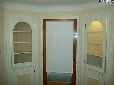 2nd image of 20871 Lake Shore Blvd