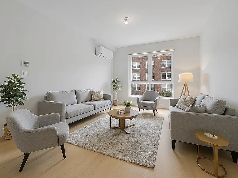 77-63 Vleigh Pl #204 — Photo 5