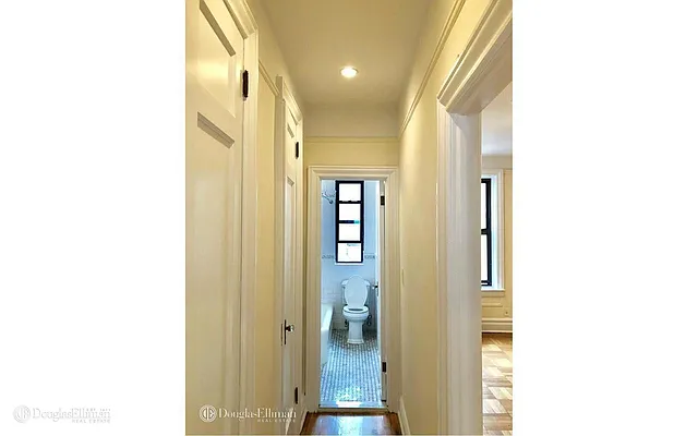 Rented by Douglas Elliman | media 27