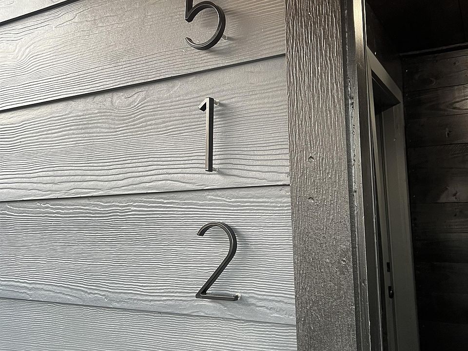 1st image of 512 Dell Ct #10986459