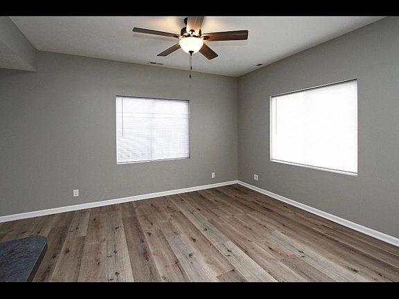4th image of 1644 W B St