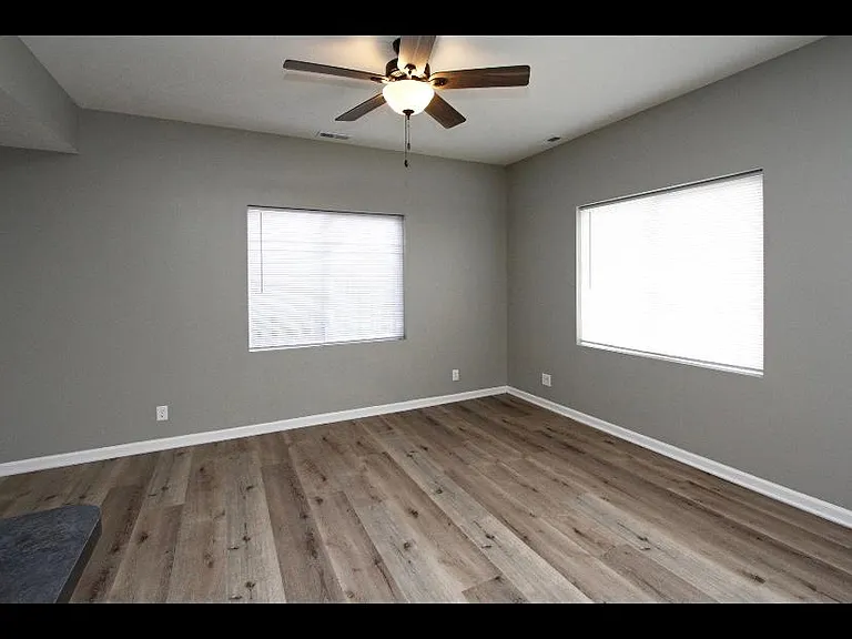 1628 W B St — Photo 4