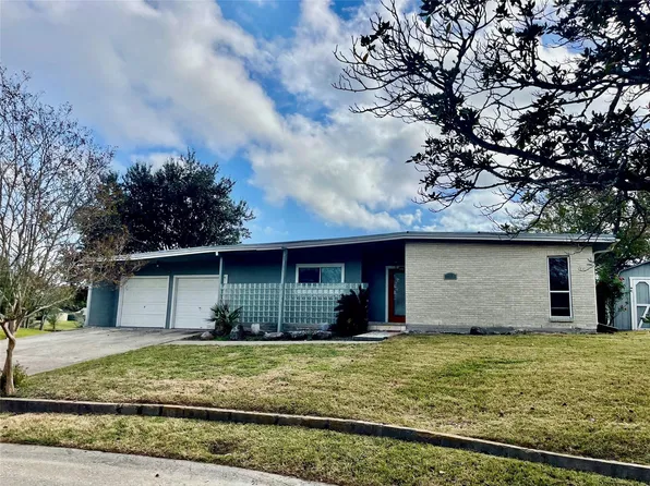 2211 Bonita Way, Baytown, TX 77520