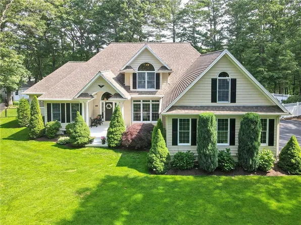 68 Mirimichi St, Plainville, MA 02762