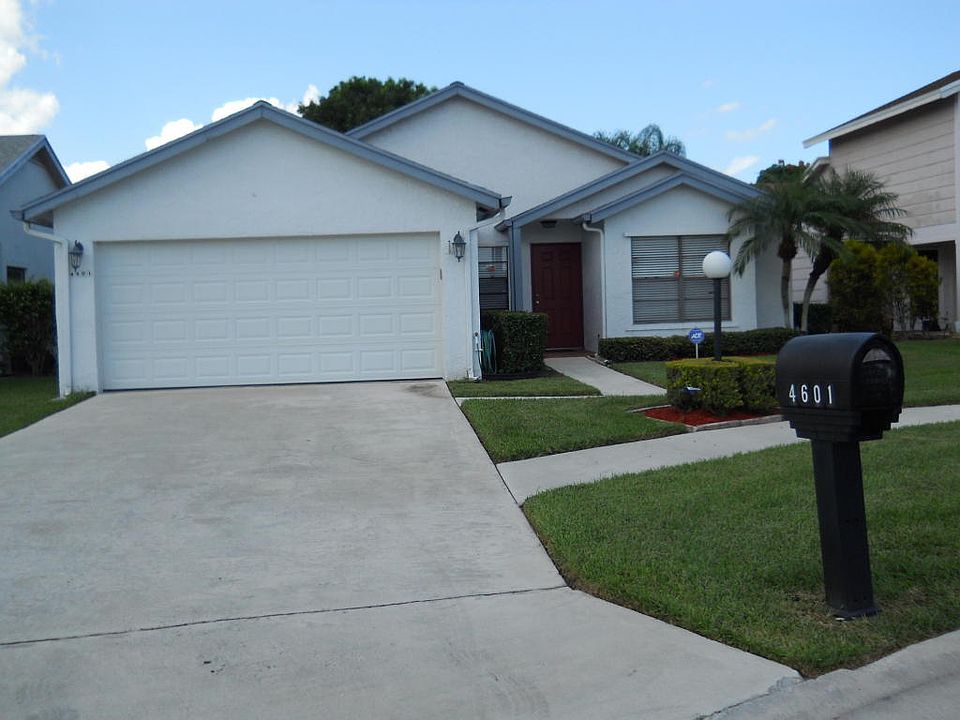 1st image of 4601 Willow Pond Ct E