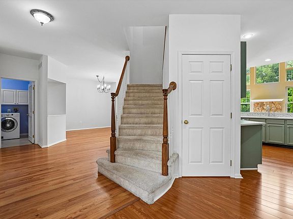 2nd image of 3891 Nanlyn Farm Cir