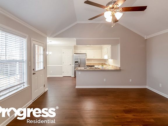 4th image of 2251 Lake Hill Ct