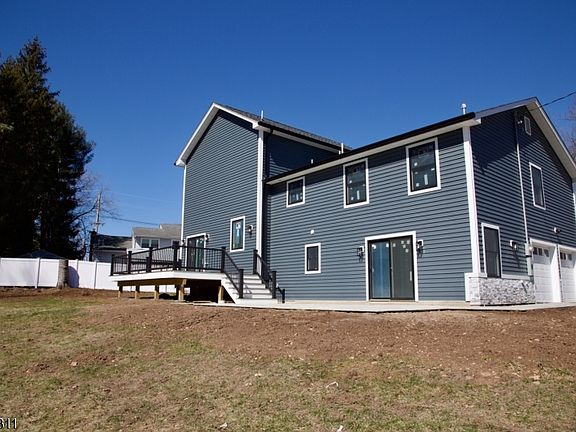 2nd image of 3 Cambridge Rd