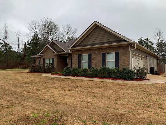 3rd image of 5072 Lee Road 379