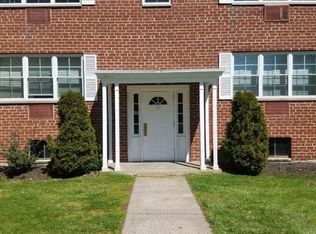 106 Folly Brook Blvd, Wethersfield, CT 06109