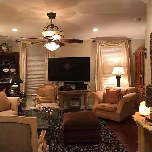 3 bed, 2.5 bath, 1765 sqft, $3,595 — Photo 3