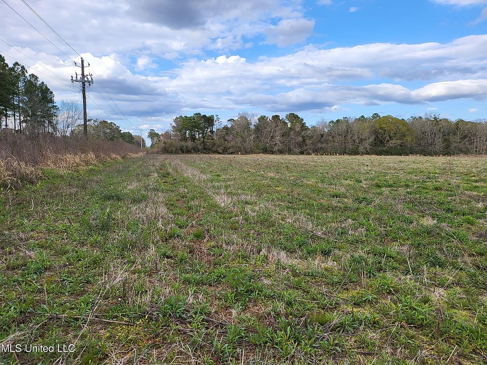 2nd image of Agricola Latonia Rd