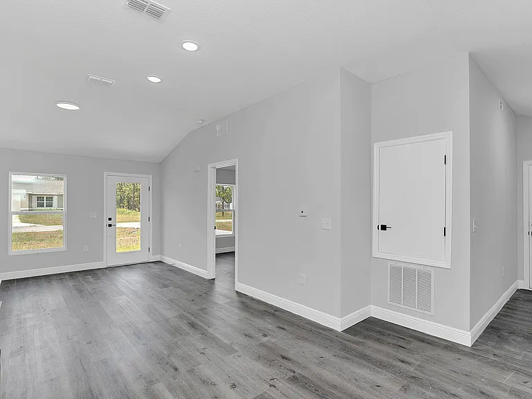 2 Dogwood Radl — Photo 11