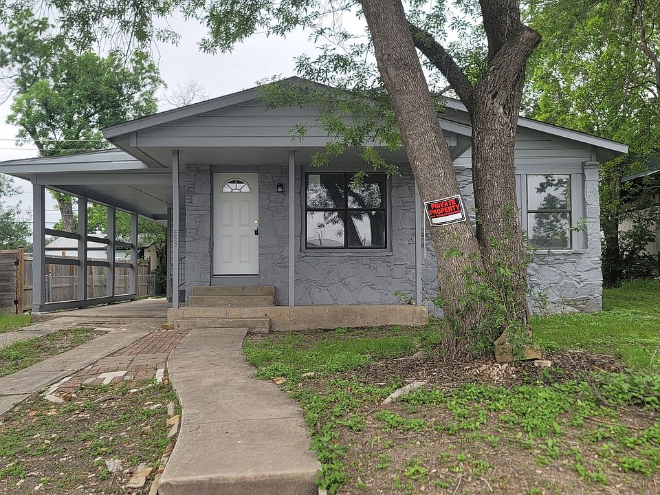 1st image of 223 NASSAU DR
