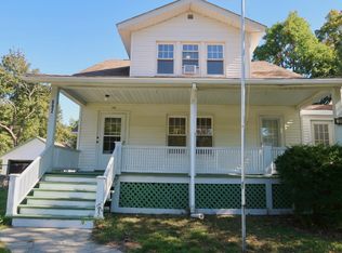 692 Grove St #2, Worcester, MA 01605