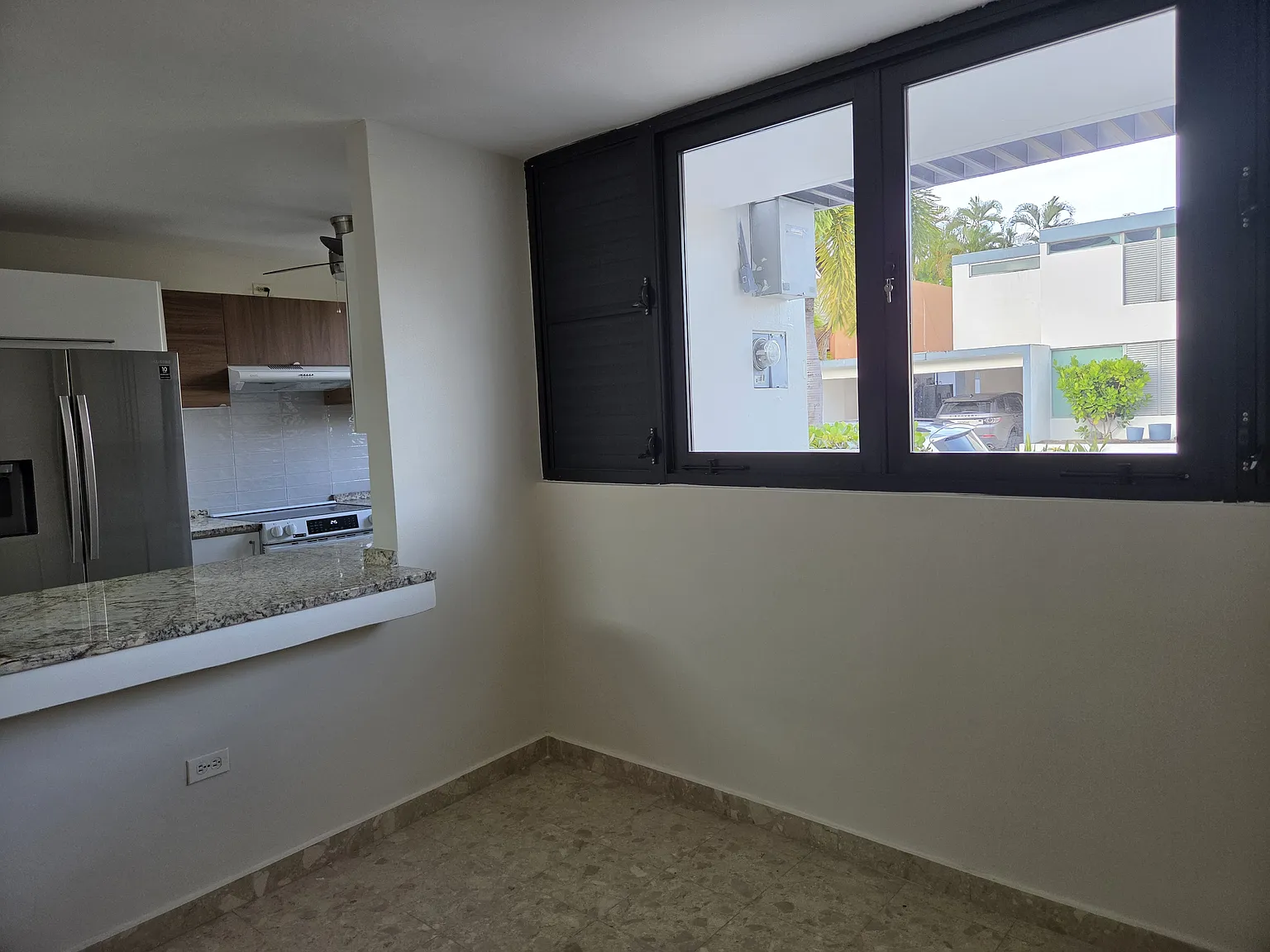 3 bed, 2600 sqft, $3,500 — Photo 4