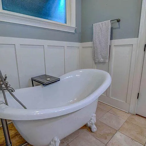 4 bed, 2800 sqft, $4,950 — Photo 4