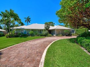 466 S Country Club Dr, Atlantis, FL 33462