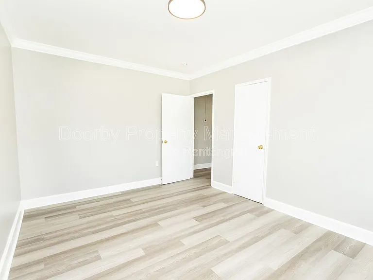1301 N Orchard Knob Ave — Photo 9
