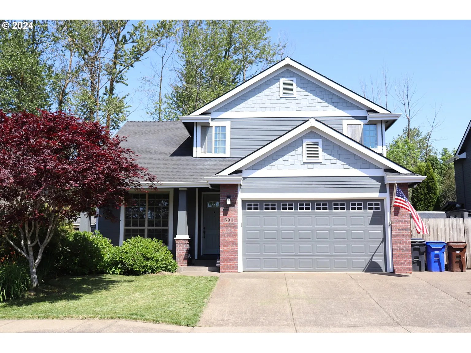 691 June Dr photo 1