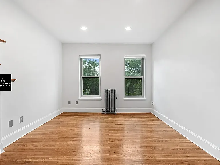 126 Bainbridge St #4 — Photo 18