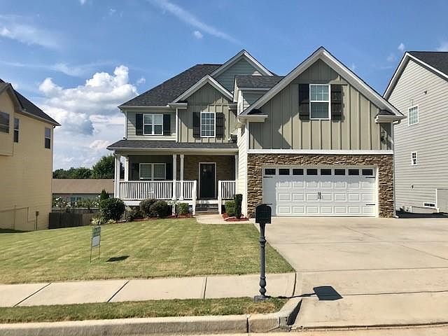 1st image of 423 Stillwood Dr