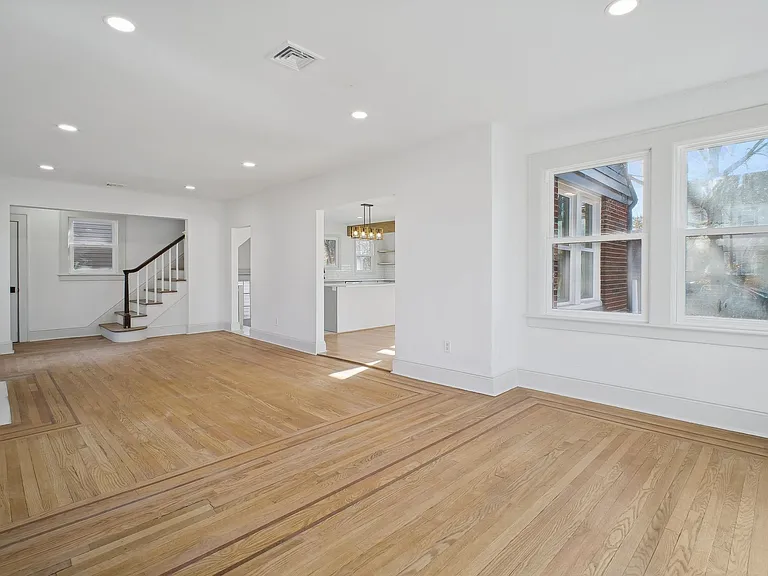 344 Marlboro Rd — Photo 5