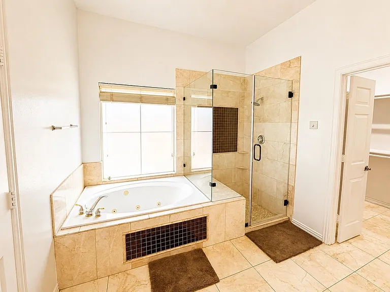 5507 Cranston Ct — Photo 20