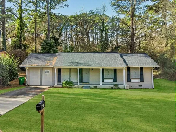 1519 Pine Glen Cir, Decatur, GA 30035