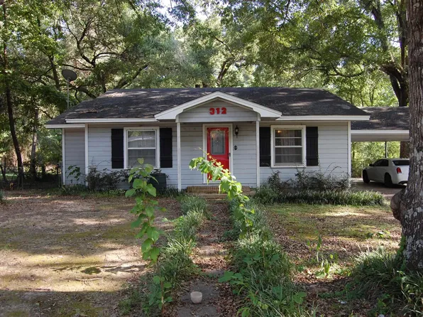 312 Dewing St, Bastrop, LA 71220