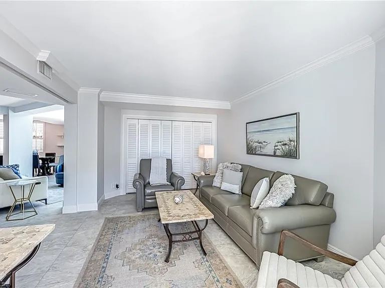 4041 Gulf Shore Blvd N #1108 — Photo 11