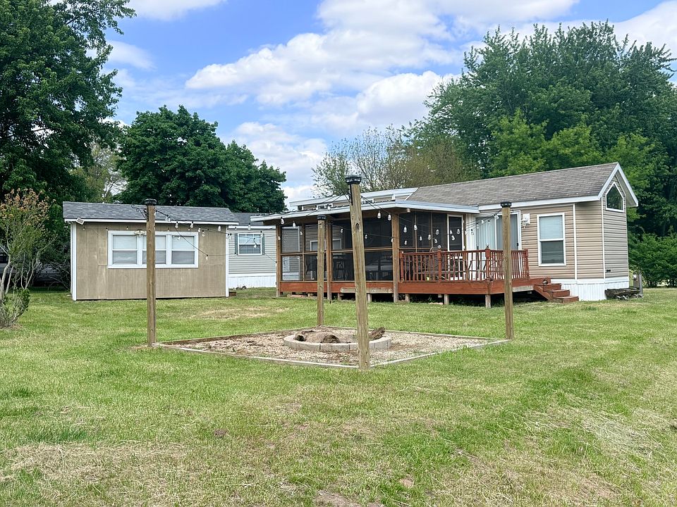 1st image of 29-379 Woodhaven Lakes