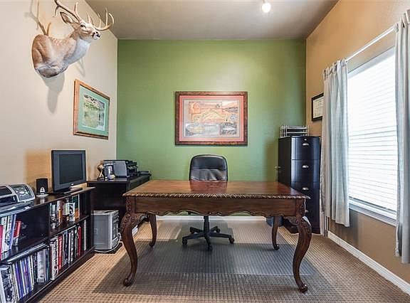 2nd image of 402 Soren Dr