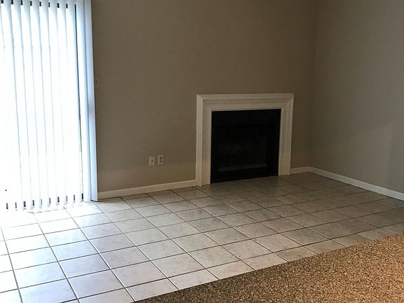 4th image of 3818 NE Independence Ave