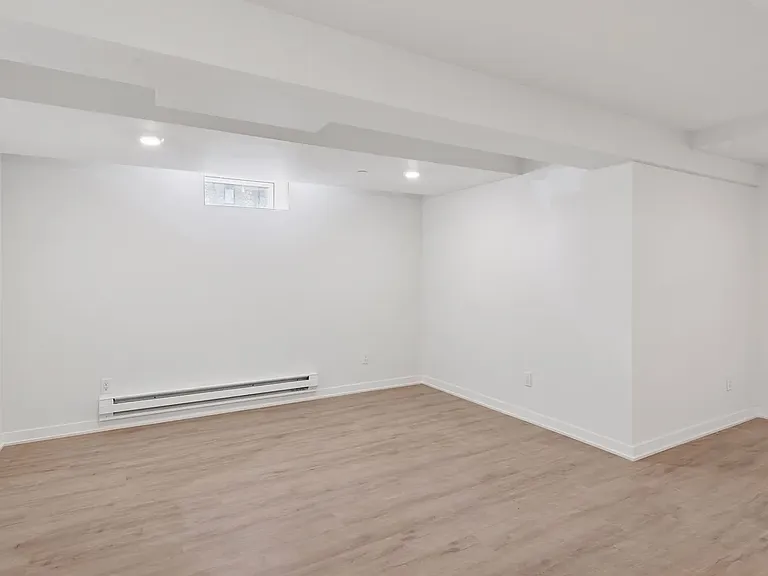 601 Main St NE #3 — Photo 17
