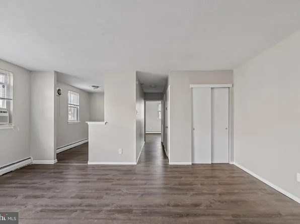 1714 Rhawn St APT 2A, Philadelphia, PA 19111