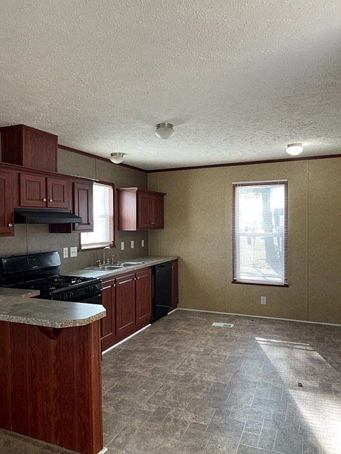 1st image of 9910 Geraldine St #338