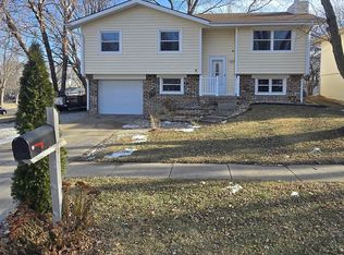 201 Bridger Rd, Lincoln, NE 68521