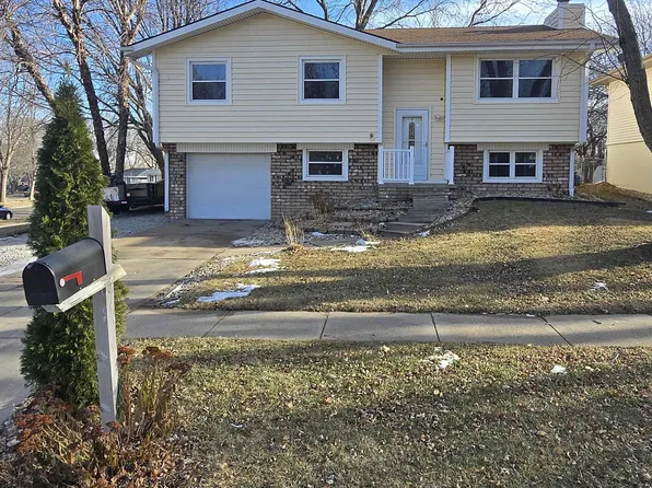 201 Bridger Rd, Lincoln, NE 68521