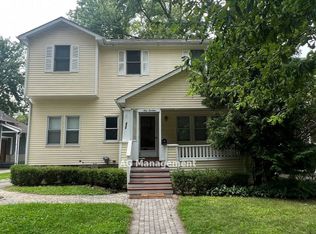 913 Hilldale Dr, Royal Oak, MI 48067