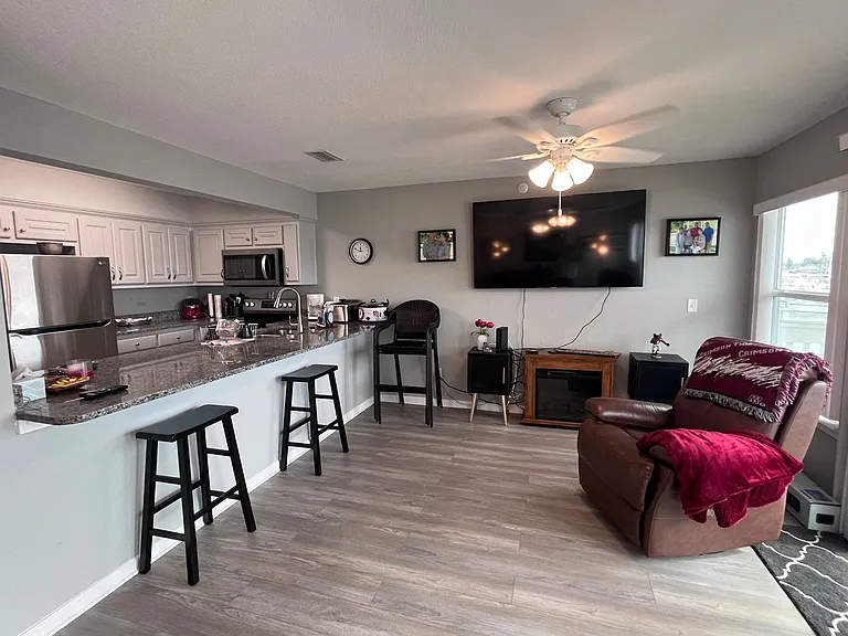 1320 Highway 98 Bus E #307 — Photo 8