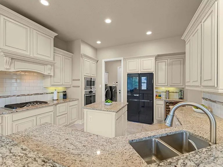4507 Hickory Branch Ln — Photo 12
