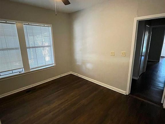 4th image of 2113 Fillmore St