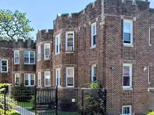 3327 W 61st Pl Unit 2, Chicago, IL 60629