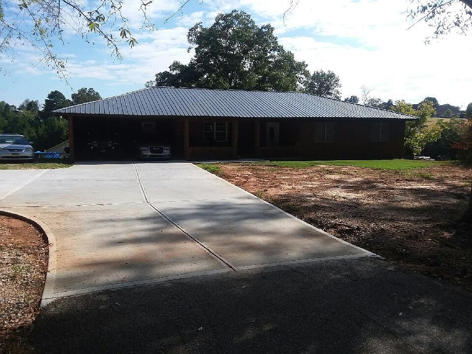 2nd image of 4810 Price Rd
