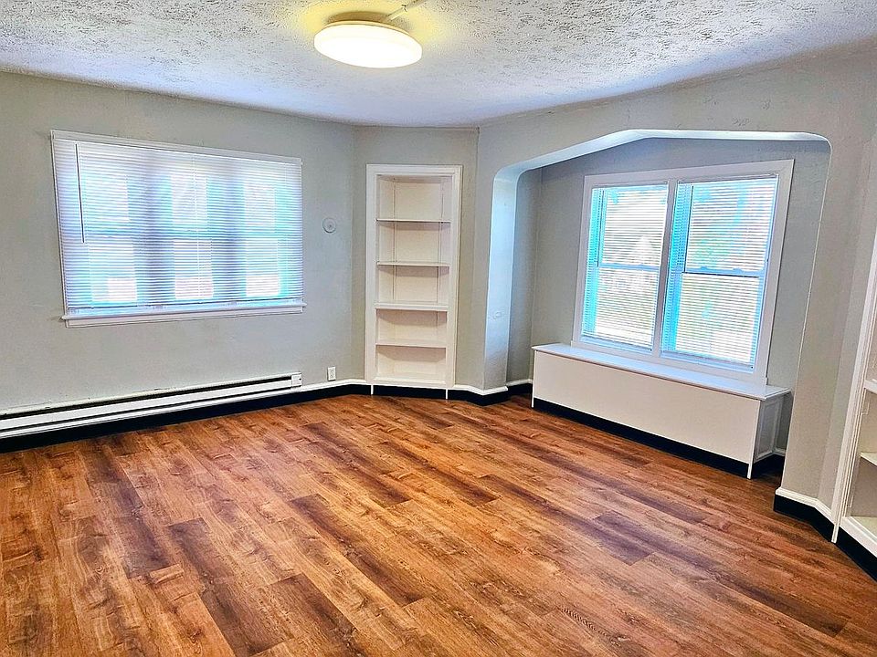 1st image of 38 Baldwin Ave #1