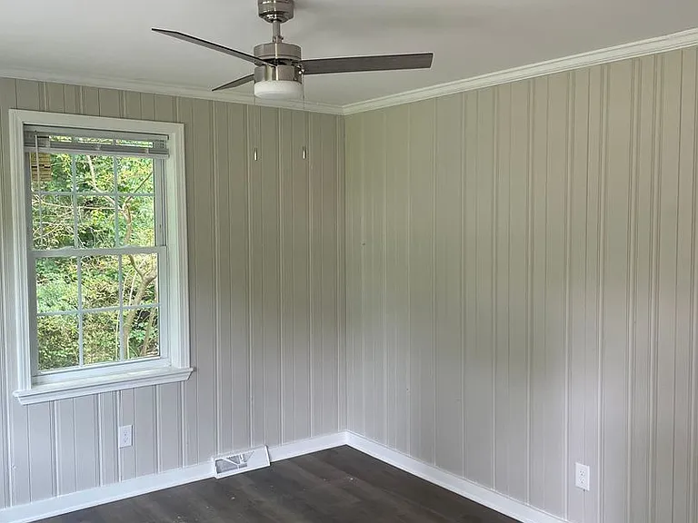 4960 Deland St — Photo 2