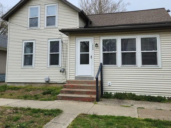 1025 Morrison Ave, Saint Joseph, MI 49085