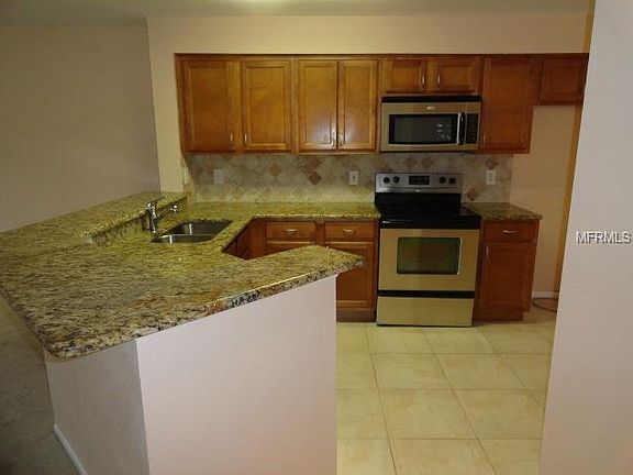4th image of 7821 Sugar Bend Dr #7821