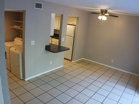 4th image of 2228 Richter St APT B
